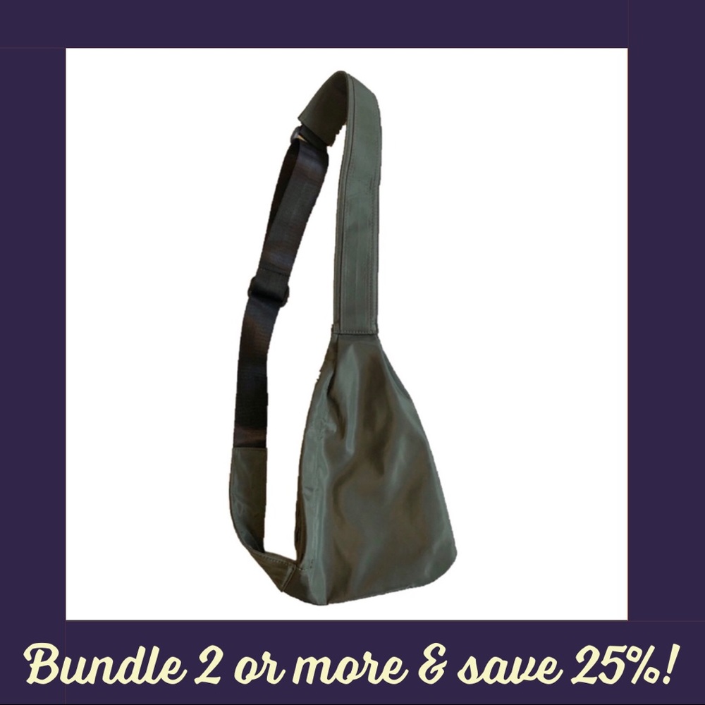 Lightweight Nylon Shoulder Pack